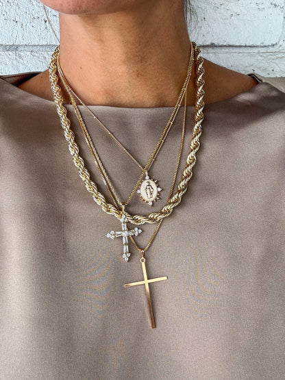 Classic Lady Lourdes Pendant