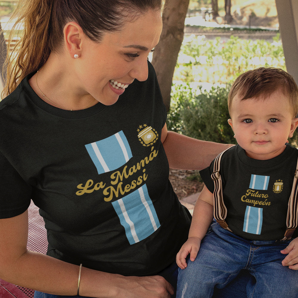 La Mamá Messi, Futuro Campeón Mom and Child Organic Cotton T-Shirts family Set (Set of 2)
