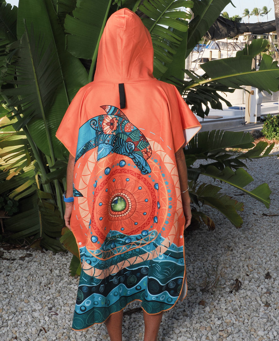 Nai'a — Dolphin Towel Poncho (Regular)