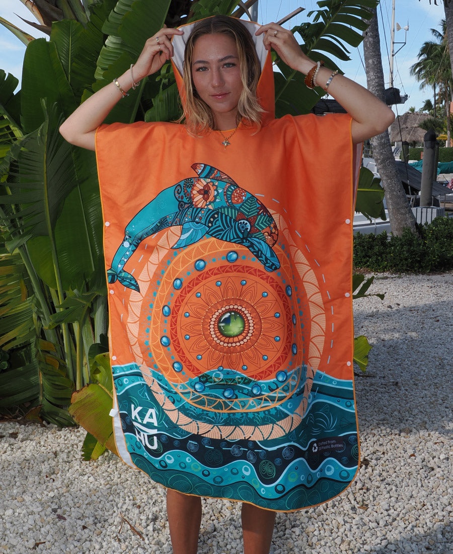 Nai'a — Dolphin Towel Poncho (Regular)