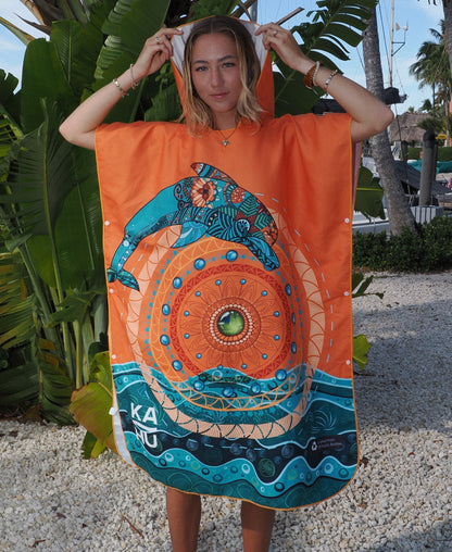 Nai'a — Dolphin Towel Poncho (Regular)
