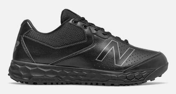 New Balance 950v3 Low-Cut Field Shoe - Black / Black - Triathlete Store