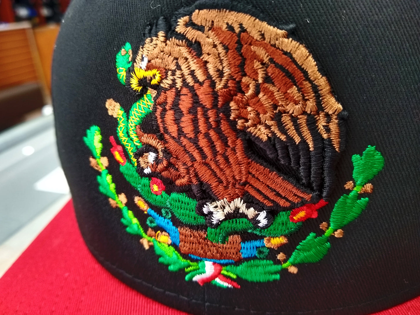 New Era SnapBack Mexican Bull Logo Black - Red Hat