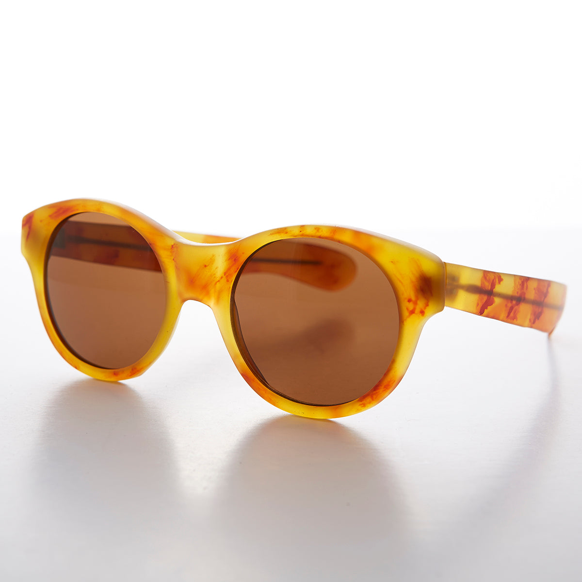 Classic Pantos Round Sunglass with Paddle Temples - Otto