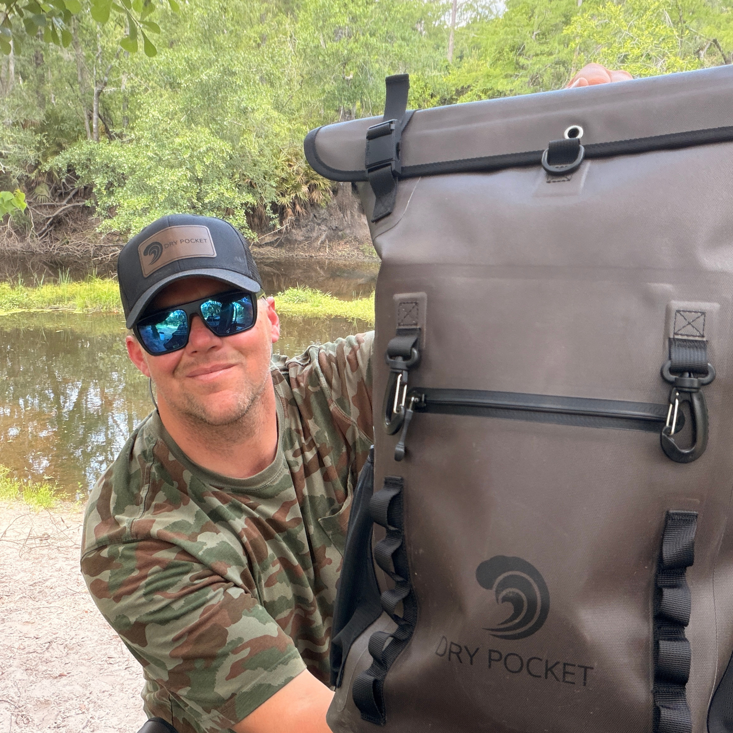 [PRE-ORDER OUR NEW DRY BAG ARRIVING LATE AUGUST] Waterproof Floating Backpack Dry Bag - Olive Night