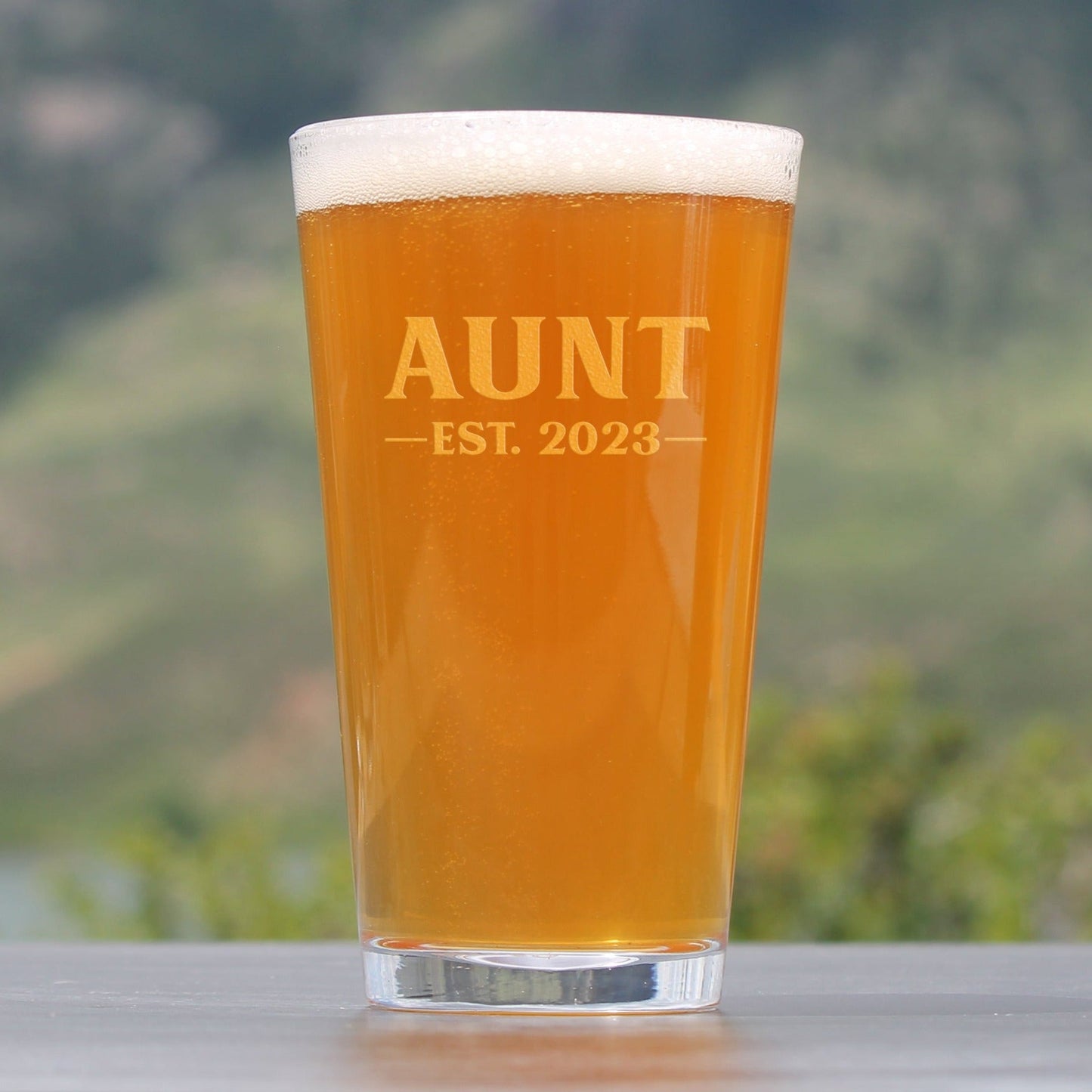 Aunt Est. 2023 - Bold - 16 Ounce Pint Glass