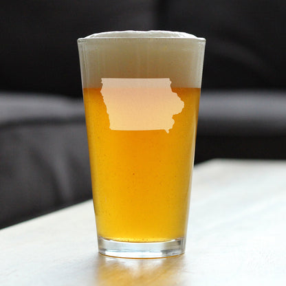 Iowa State Outline Pint Glass for Beer - State Themed Drinking Decor and Gifts for Iowan Women & Men - 16 Oz Glasses