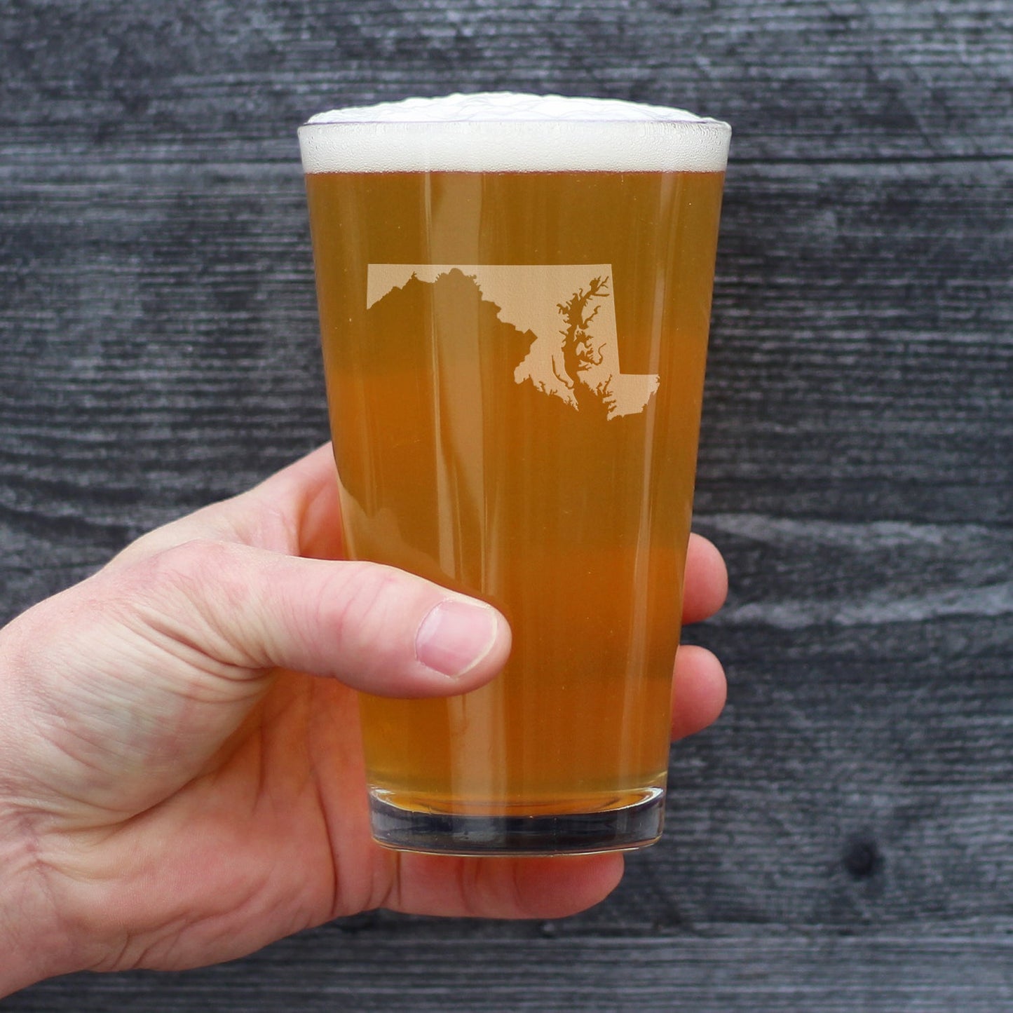 Maryland State Outline Pint Glass for Beer - State Themed Drinking Decor and Gifts for Marylander Women & Men - 16 Oz Glasses