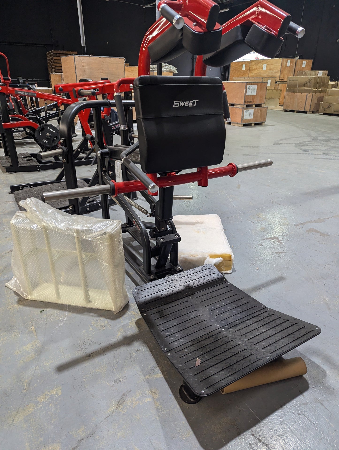 Sweet Hack Squat | Muscle D Fitness Plate Loaded Machine