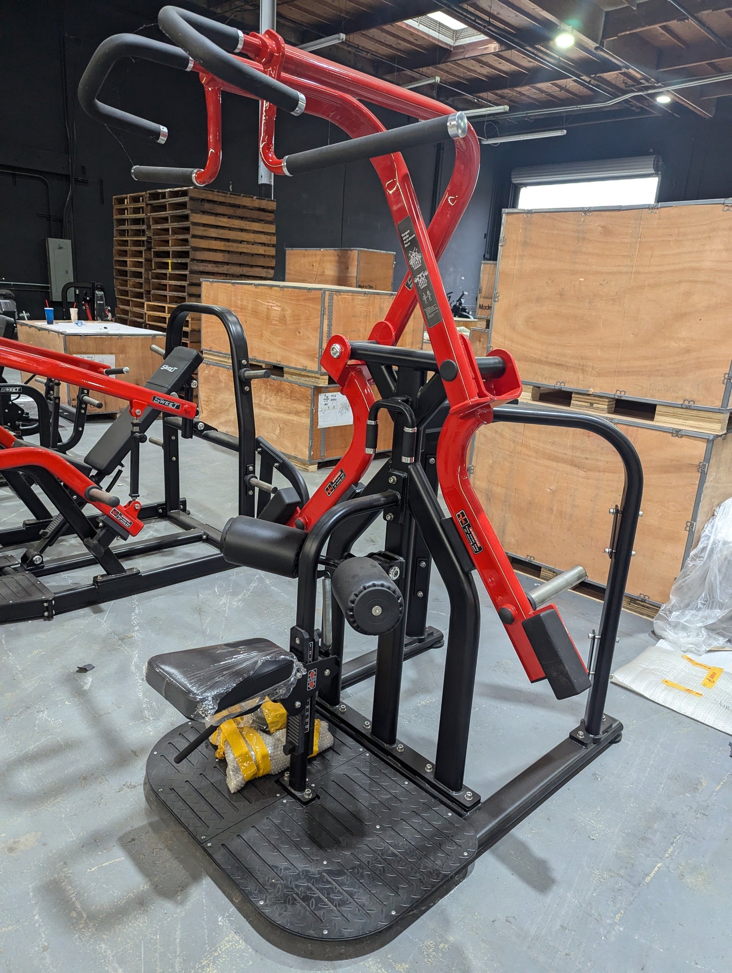 Sweet Rotary Lat Pulldown | Commercial Lat Machine by Muscle D