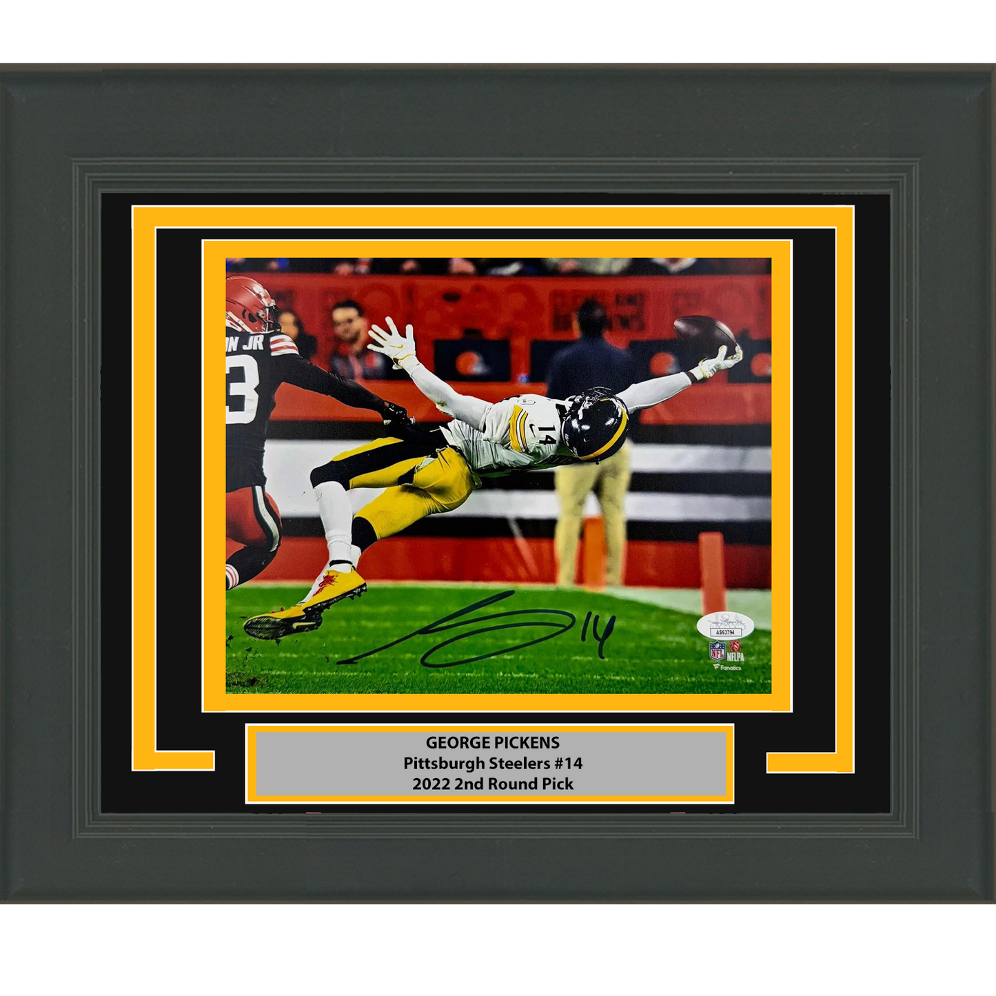 Framed Autographed/Signed George Pickens Pittsburgh Steelers 16x20 Football Photo JSA COA