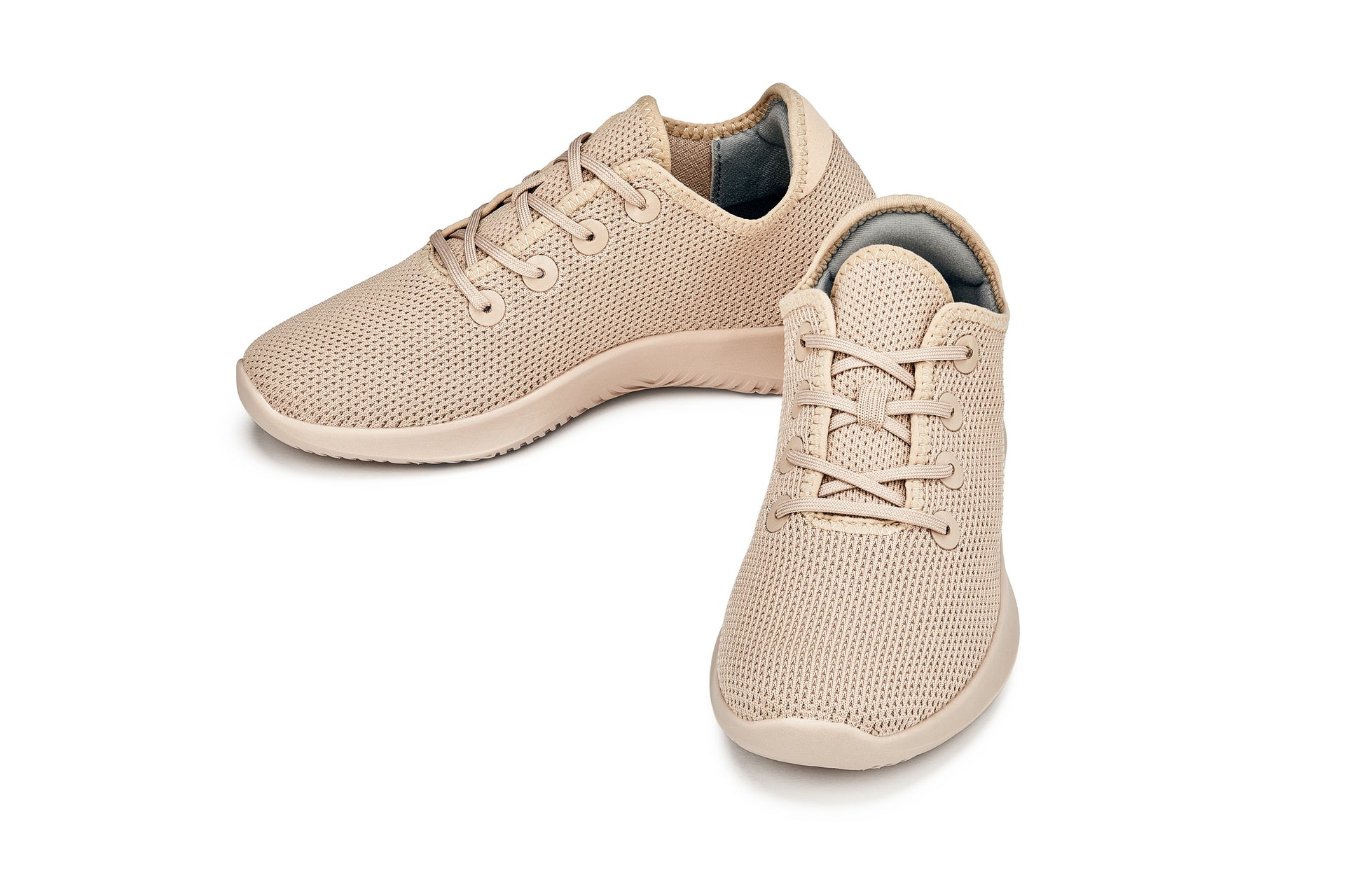 CALTO - Q403 - 2.4 Inches Taller (Salmon) - Ultra Lightweight Knitted Sneakers - Triathlete Store