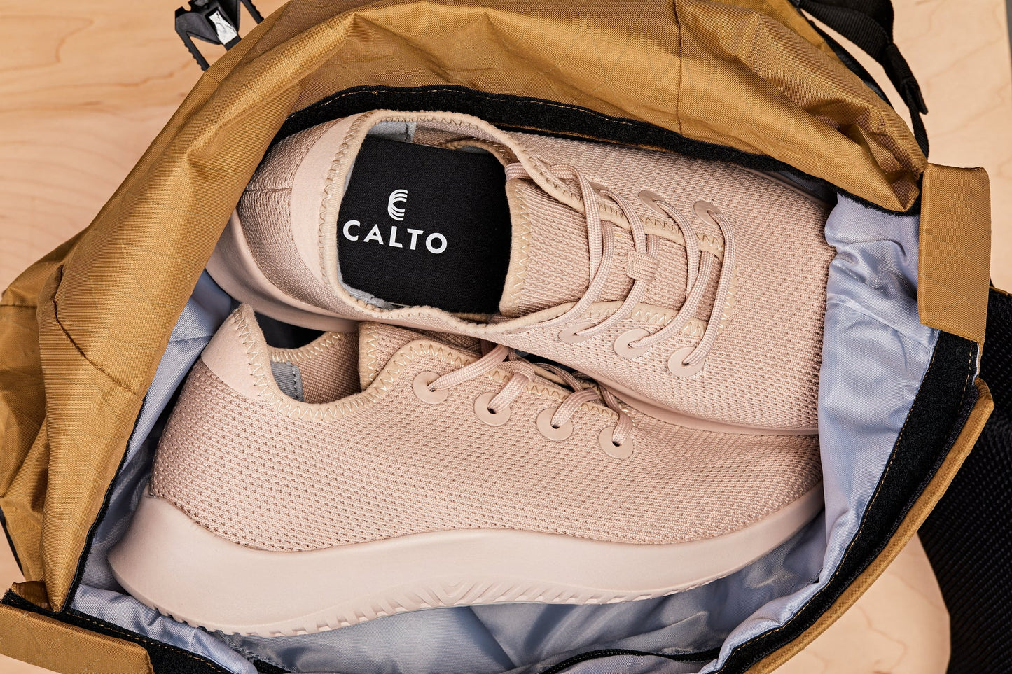 CALTO - Q403 - 2.4 Inches Taller (Salmon) - Ultra Lightweight Knitted Sneakers - Triathlete Store