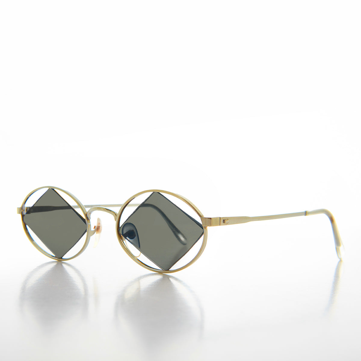Geometric Floating Diamond Vintage 90s Sunglass - Rashid