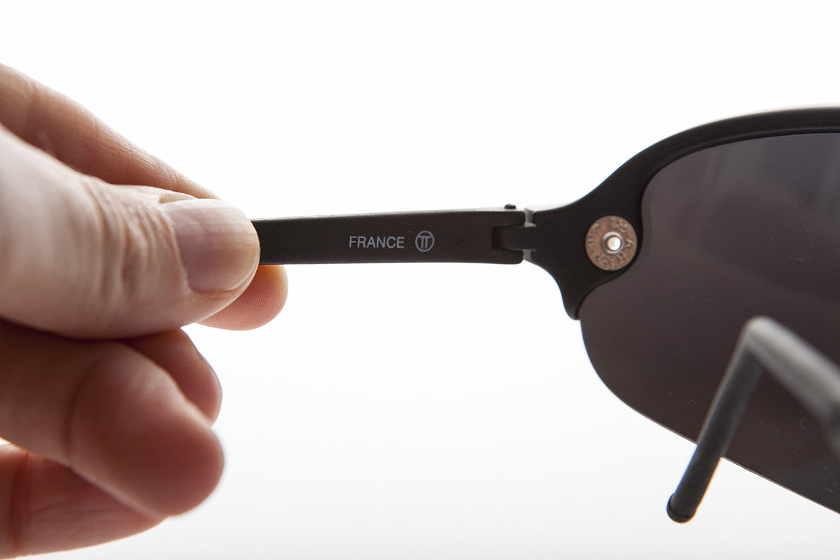 Mirror Wraparound Lens 80s Futuristic Sunglasses - Renoir