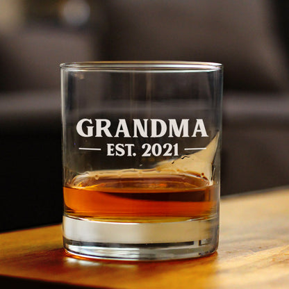 Grandma Est 2021 - New Grandmother Whiskey Rocks Glass Gift for First Time Grandparents - Bold 10.25 Oz Glasses