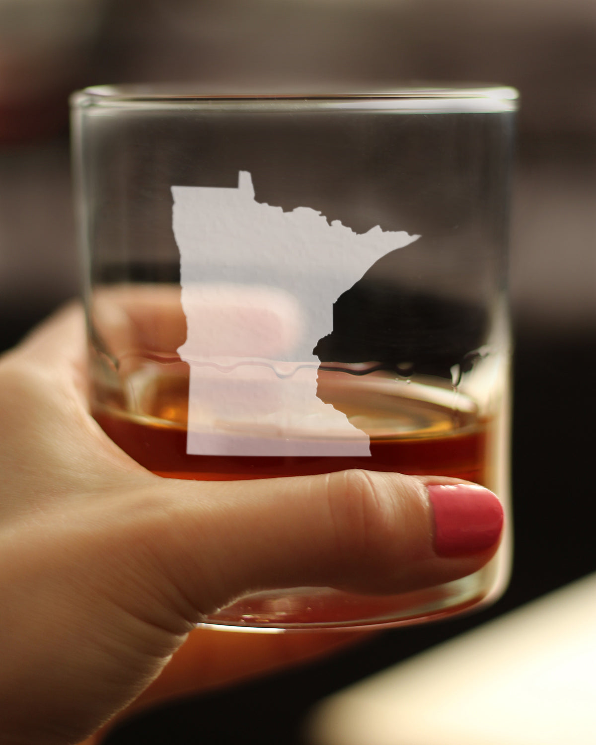 Minnesota State Outline Whiskey Rocks Glass - State Themed Drinking Decor and Gifts for Minnesotan Women & Men - 10.25 Oz Whisky Tumbler Glasses