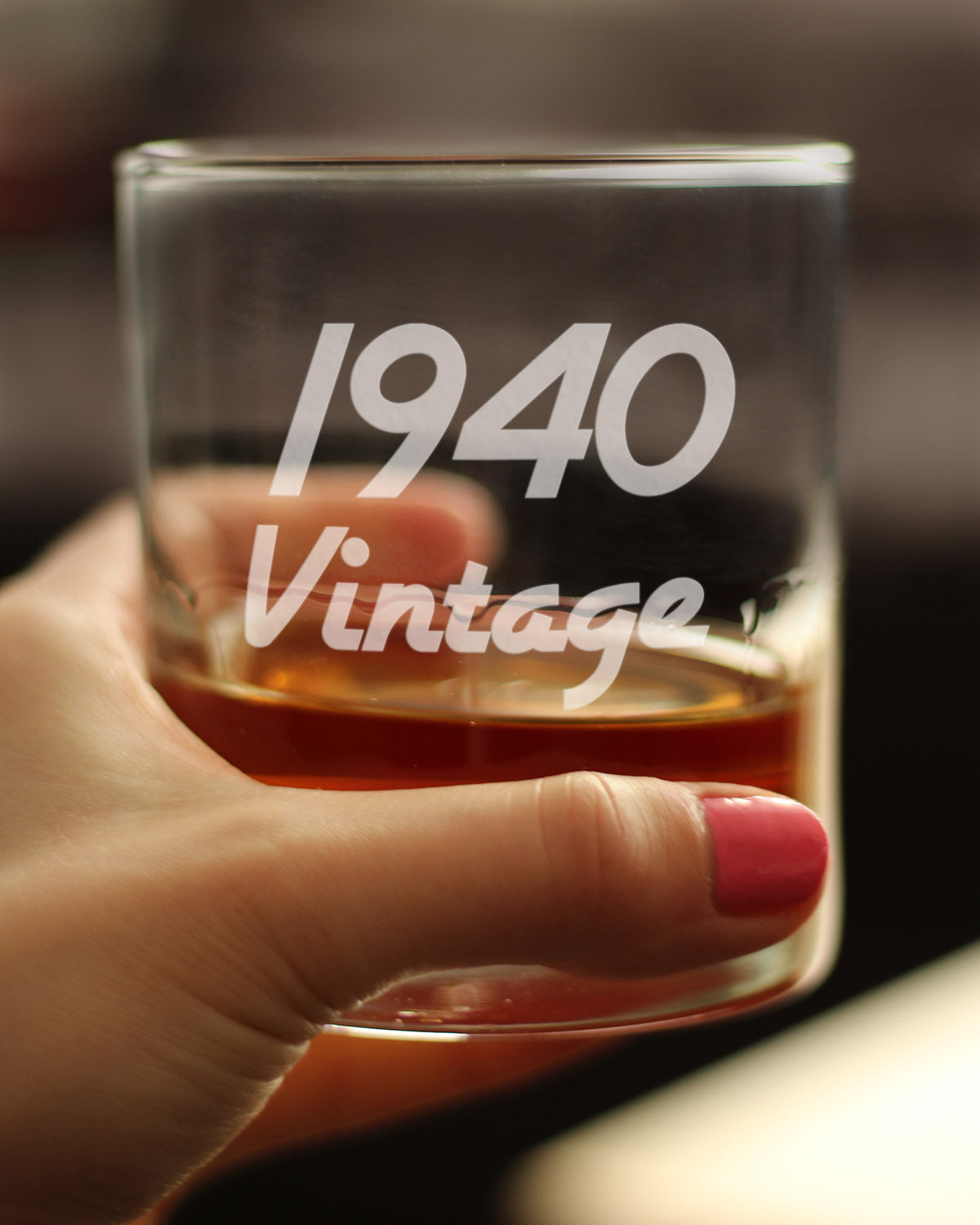 Vintage 1940 - Fun 85th Birthday Whiskey Rocks Glass Gifts for Men & Women Turning 85 - Retro Whisky Drinking Tumbler