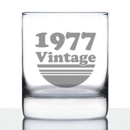 Vintage 1977 - Fun 48th Birthday Whiskey Rocks Glass Gifts for Men & Women Turning 48 - Retro Whisky Drinking Tumbler
