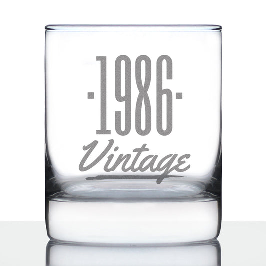 Vintage 1986 - Fun 39th Birthday Whiskey Rocks Glass Gifts for Men & Women Turning 39 - Retro Whisky Drinking Tumbler