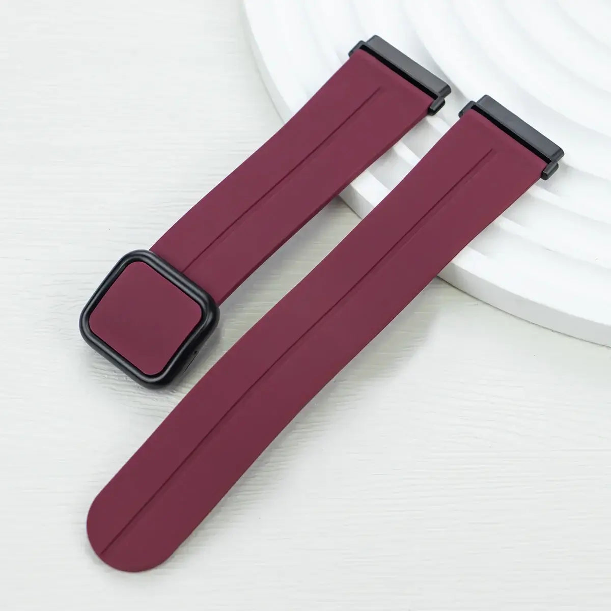 Fitbit Versa & Sense Silicone Band - Waterproof & Magnetic
