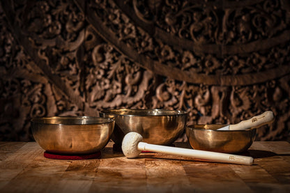 Energy Therapy Metal Singing Bowls Set 700/1000/1400g with Mallets