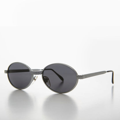 Oval 90s Vintage Sunglass with Metal Rope Design - Snuff