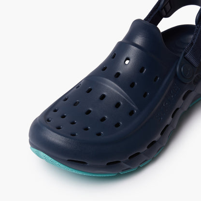 Dogtooth Clog