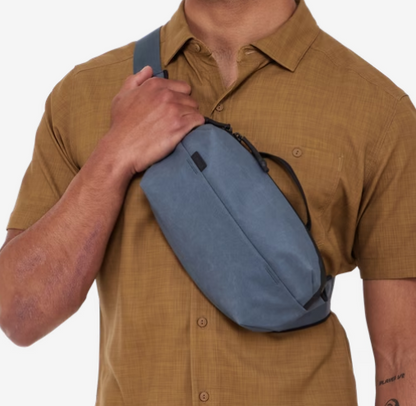 Aion Sling Bag Black - Thule