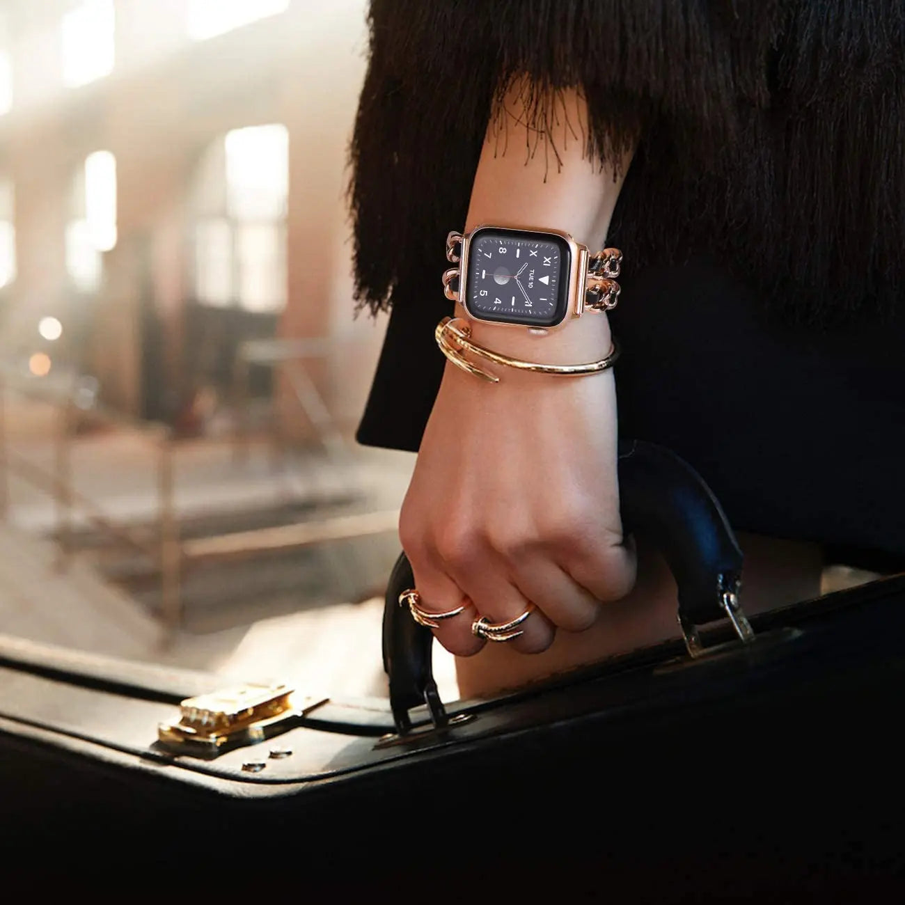 Apple Watch Stainless Steel Strap - Luxury Chain Design