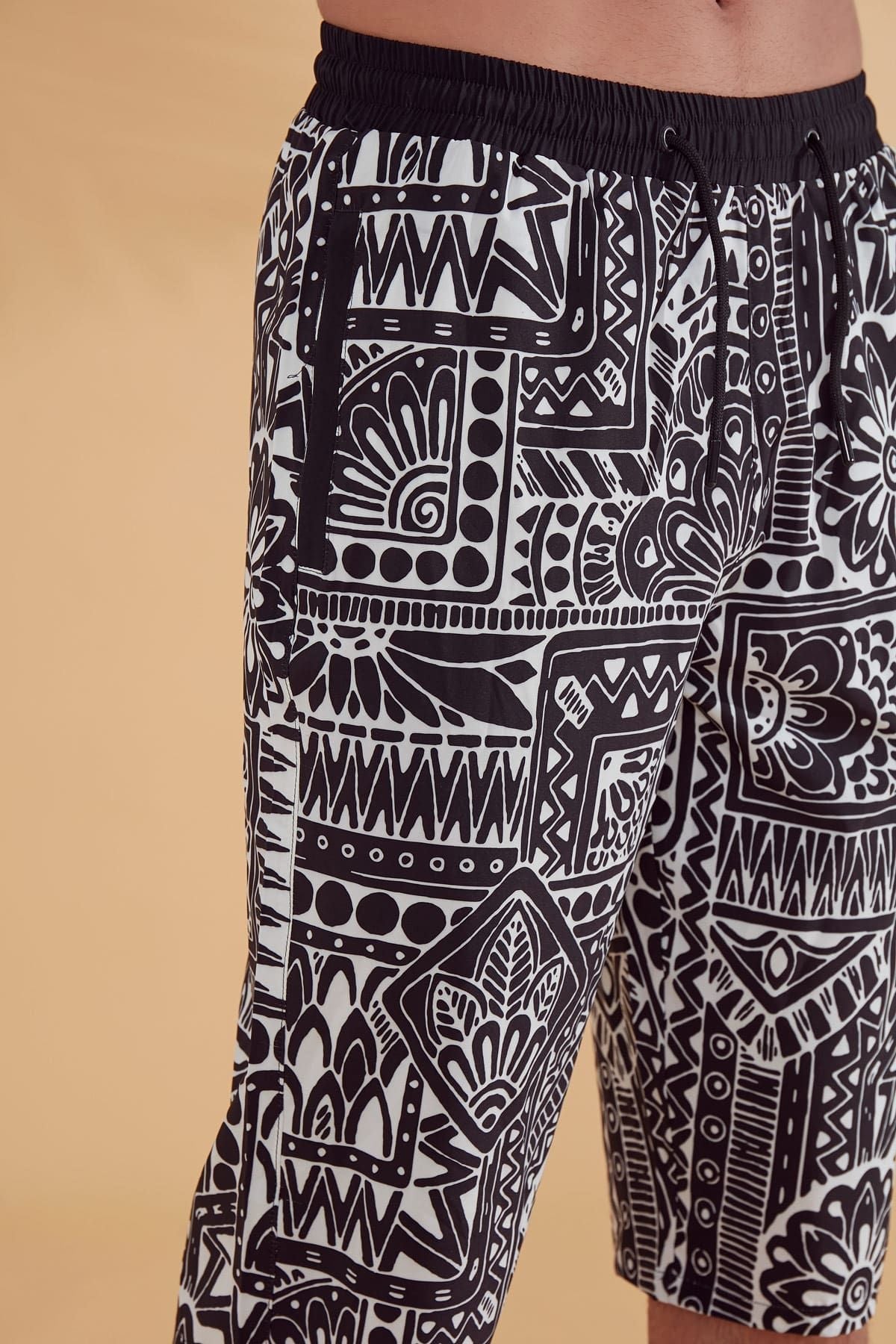 Black Patterned Men's Shorts S2362