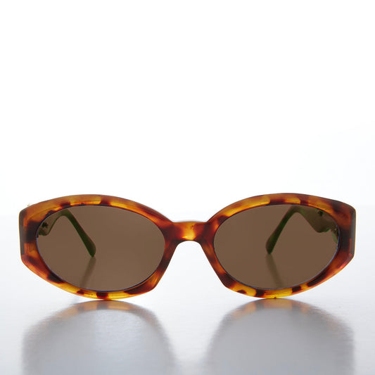 Oval Cat Eye With Gold Accents Vintage Sunglasses - Tana