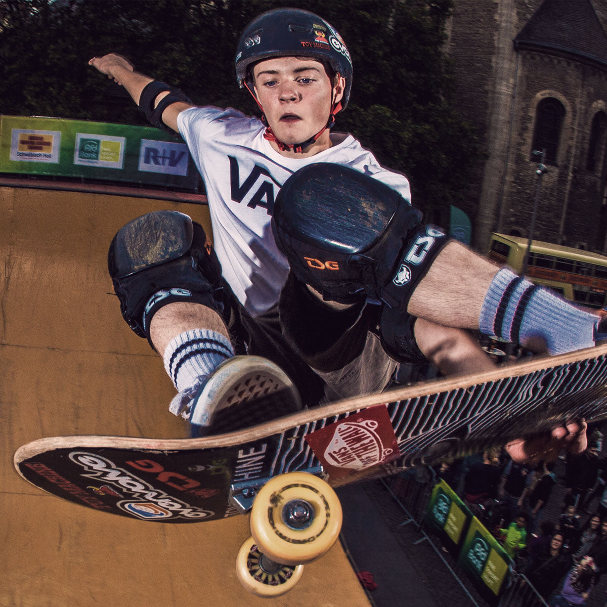 TSG - Superlight Helmet