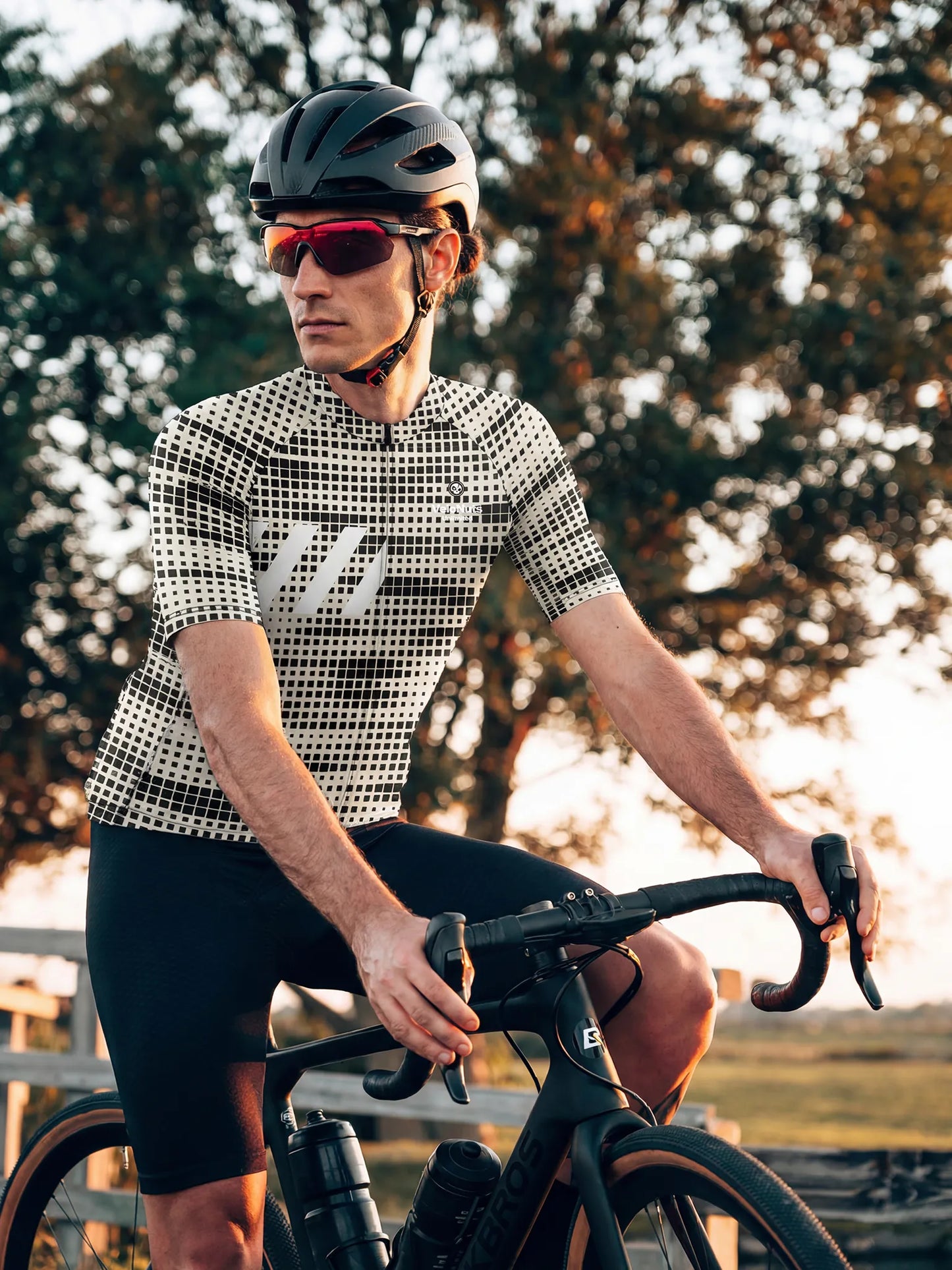 Men's Cycling Jersey-Mono Pixel Grid