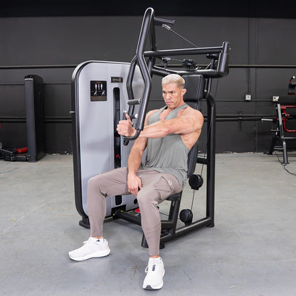 Vogue Chest Press by Muscle D Fitness – Iso-Lateral Convergent Machine