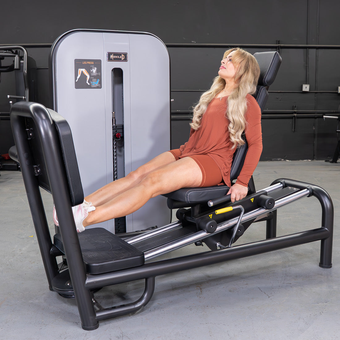 Vogue Selectorized Leg Press | 240lb Stack | Muscle D