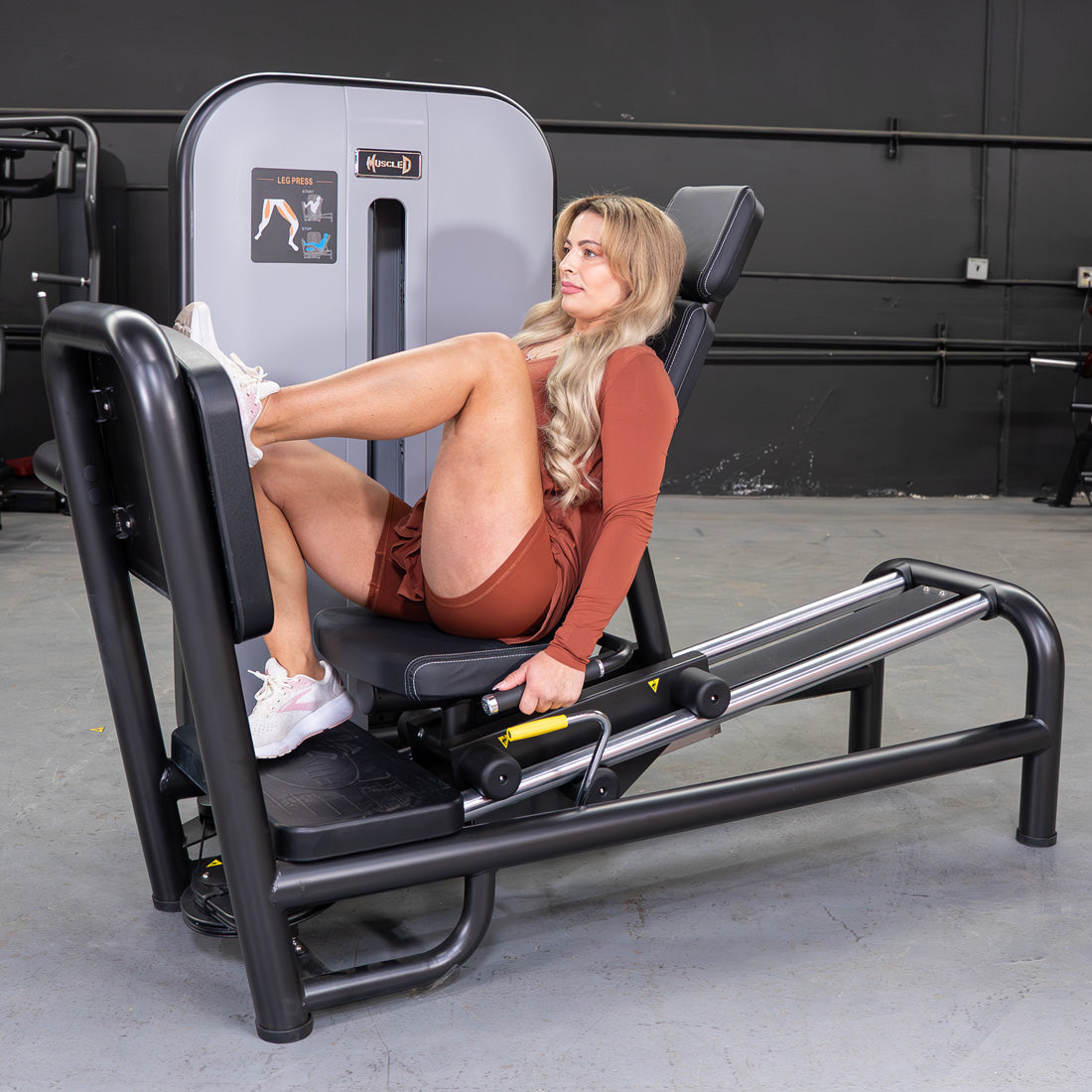 Vogue Selectorized Leg Press | 240lb Stack | Muscle D
