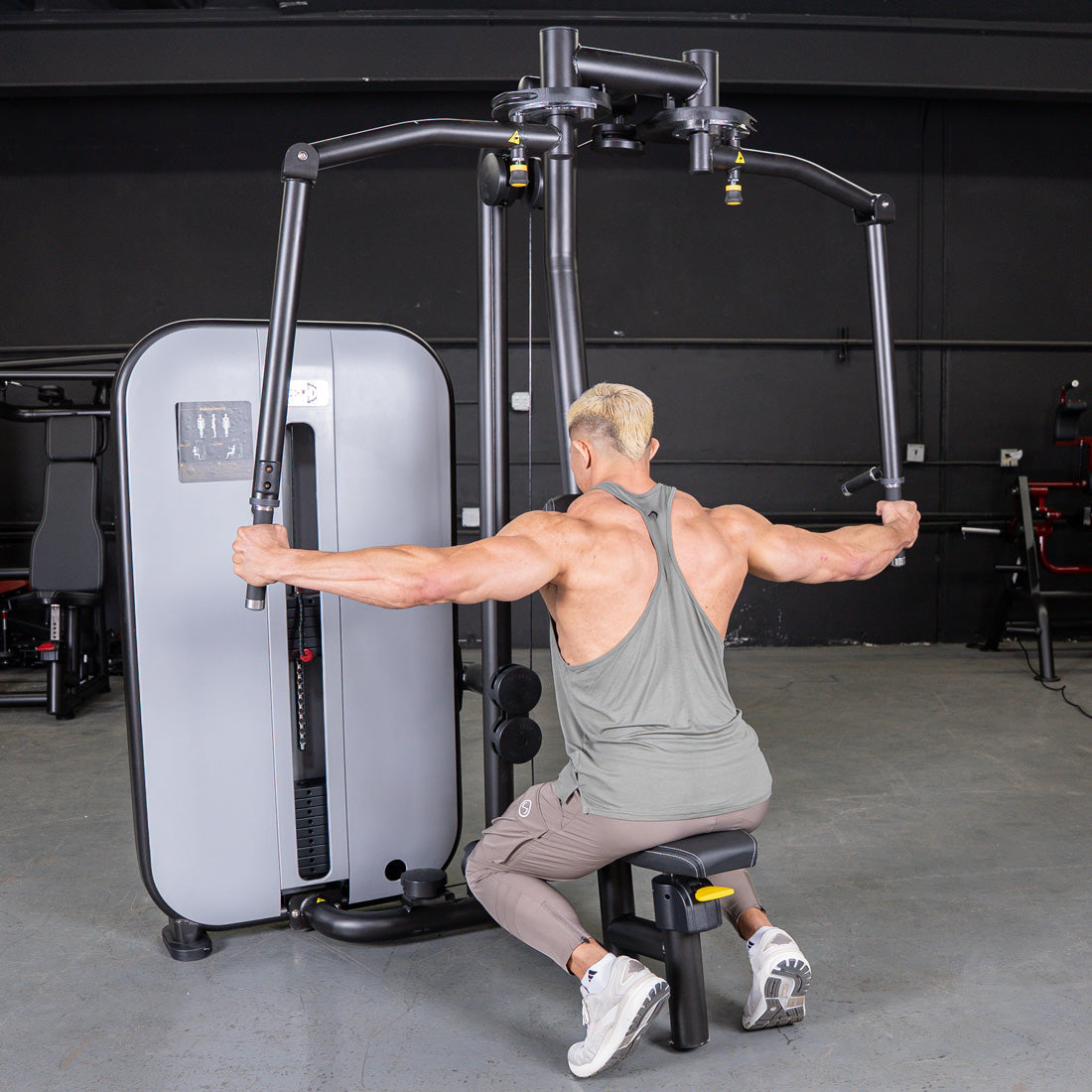 Vogue Pec Deck/Rear Delt - Muscle D Fitness - Adjustable Seat - Pin Selectorized - Chest Back Workout Combo