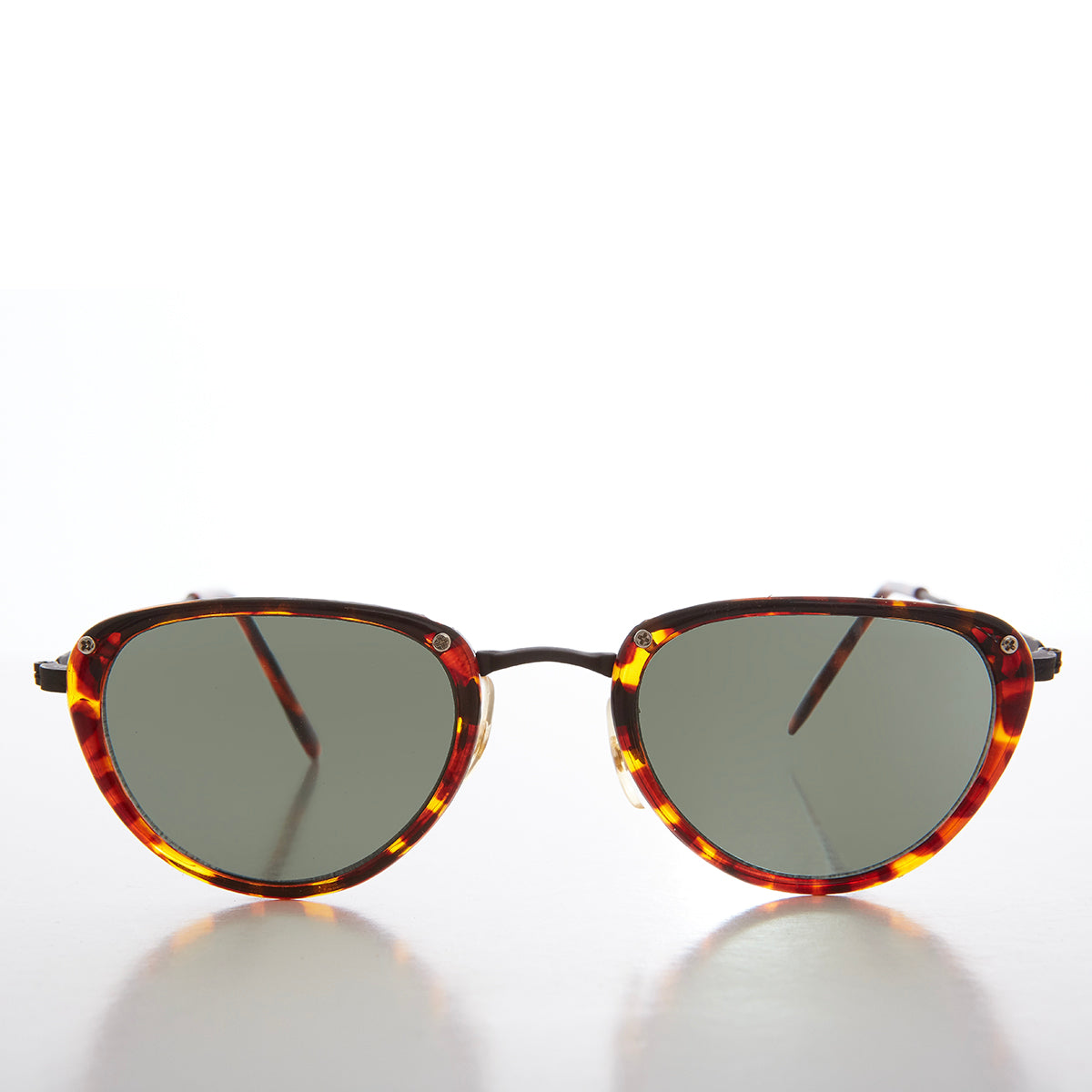 Tortoiseshell Simple 90s Vintage Sunglasses - Weaver