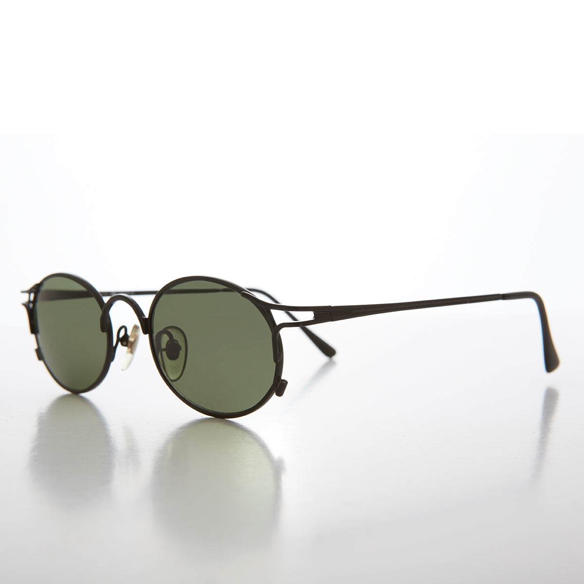 Metal Oval 90s Vintage Sunglasses - Webb
