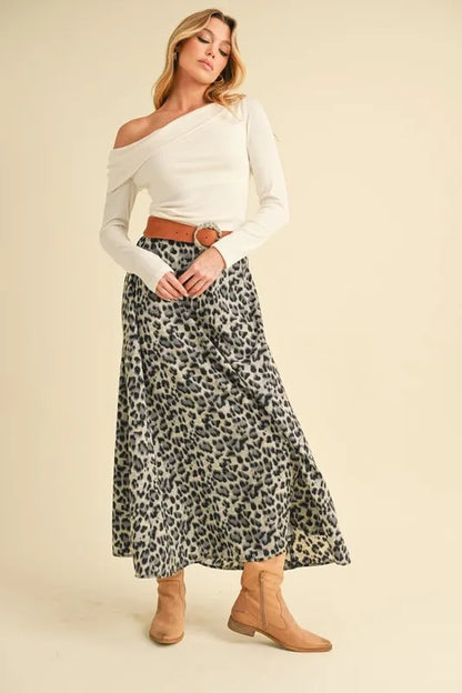 Aemi+Co Leopard Midi Skirt – Chic Animal Print Midi