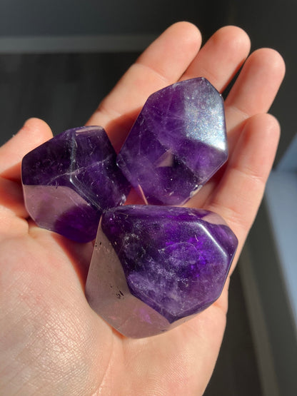 Amethyst Gemstones – Small Polished Crystals (2-3 oz)