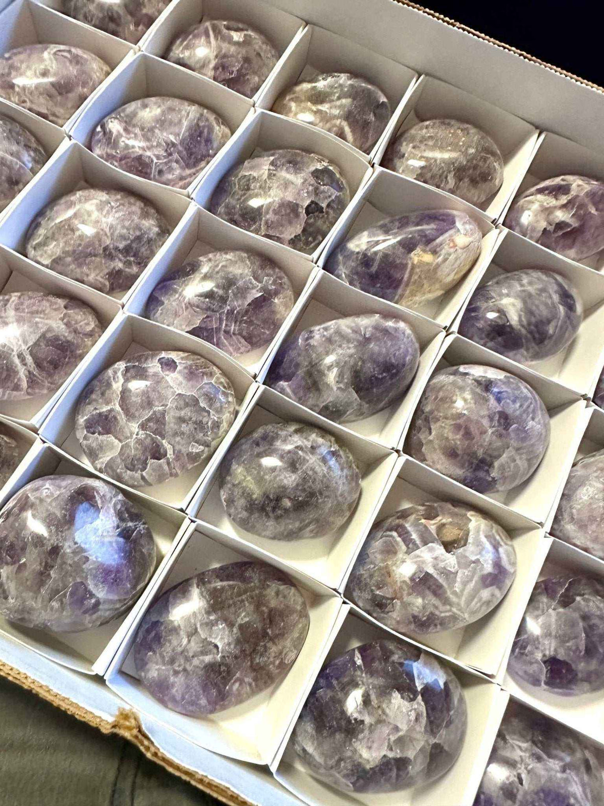 Amethyst Palm Stone
