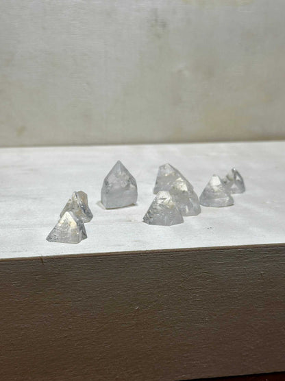 Apophyllite Point (Tips) Small
