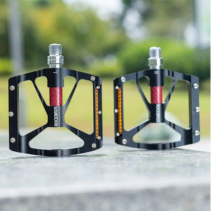 Bicycle Pedals Aluminum Alloy Ultralight Non-Slip Rainproof Reflective Bearing Road Bike Pedal Cycling Accessories Mountain Bike Pedals Ultra Strong Aluminum Alloy Flat Pedals Cycling Sealed Bearings Light Weight And Large Platform