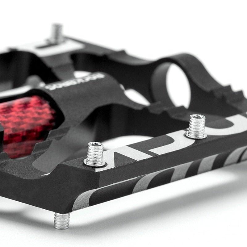 Bicycle Pedals Aluminum Alloy Ultralight Non-Slip Rainproof Reflective Bearing Road Bike Pedal Cycling Accessories Mountain Bike Pedals Ultra Strong Aluminum Alloy Flat Pedals Cycling Sealed Bearings Light Weight And Large Platform