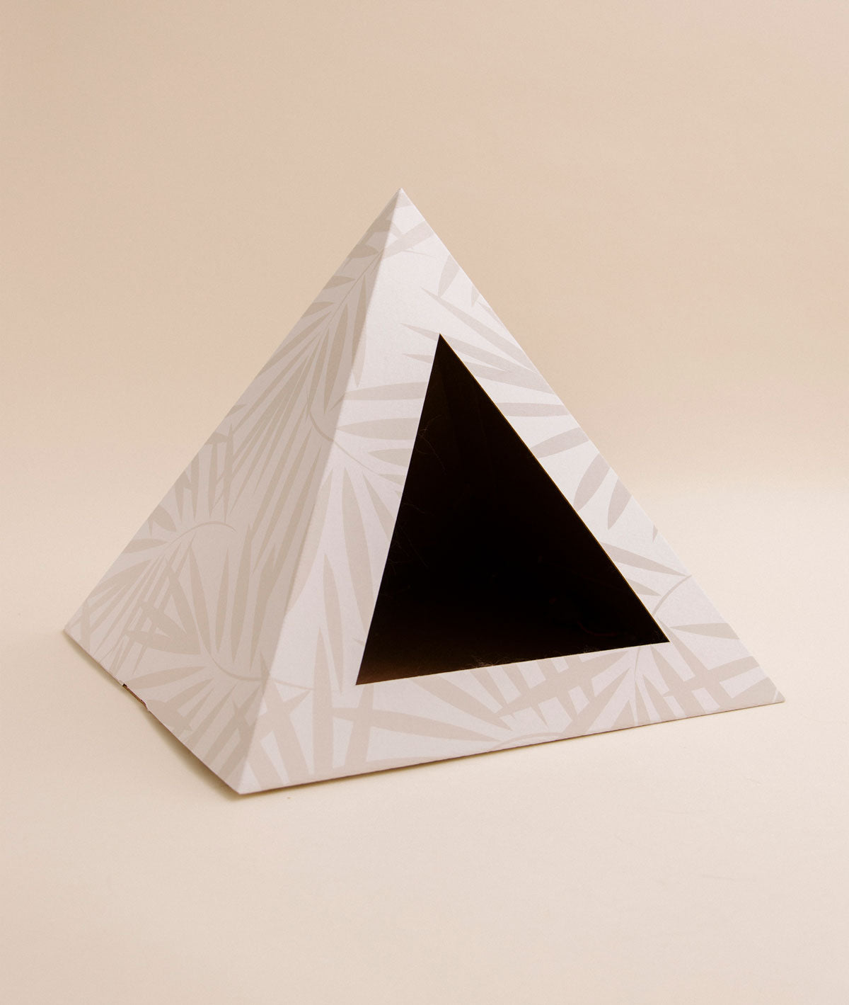 'Neutral Palm' Cardboard Cat Pyramid