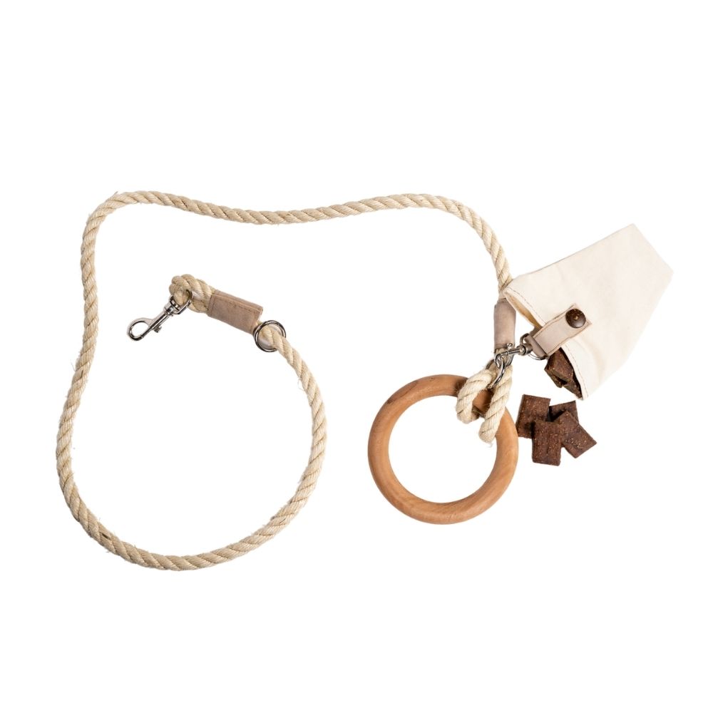 Country Living Carbon Neutral Dog Leash with Small Storage Bag