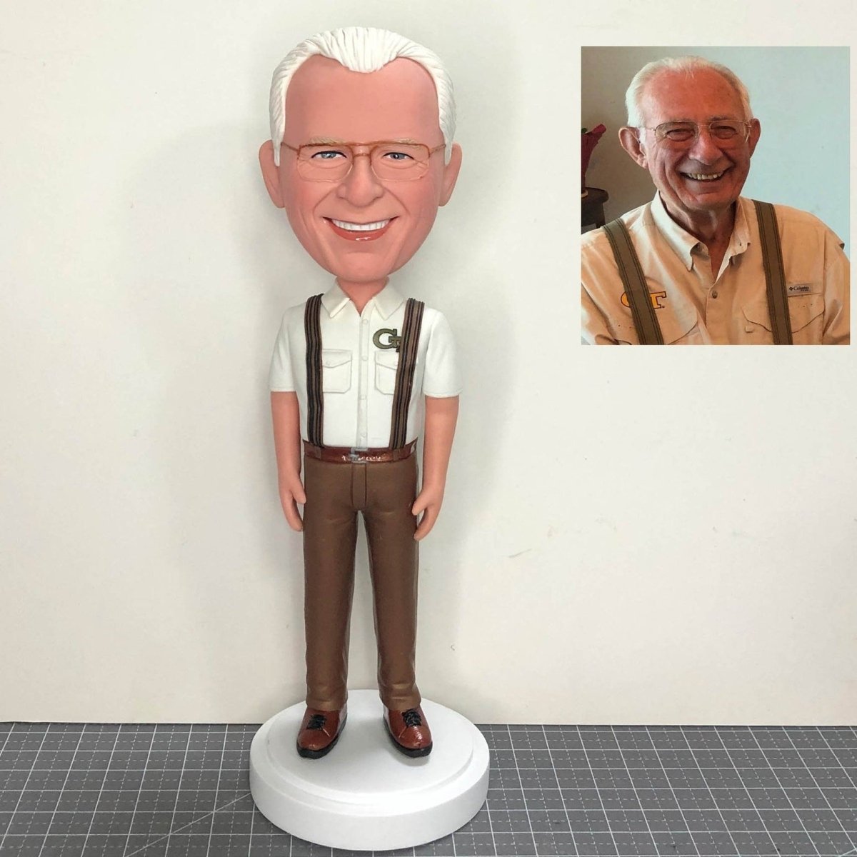Custom bobblehead for dad and grandpa