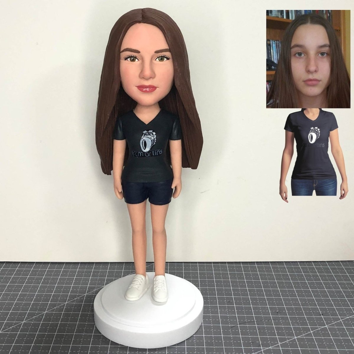 Custom Bobblehead That Looks Like Your Girlfriend
